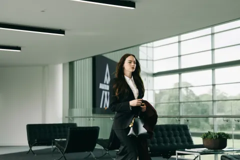 Бугония — кадр 6