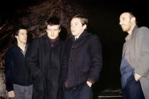 Joy Division / Джой Дивижн — кадр 4