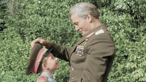 Офицеры — кадр 5