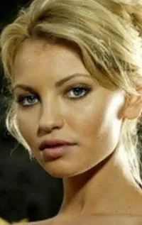 Эвелина Обоза