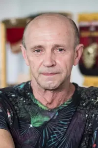 Владимир Обшил
