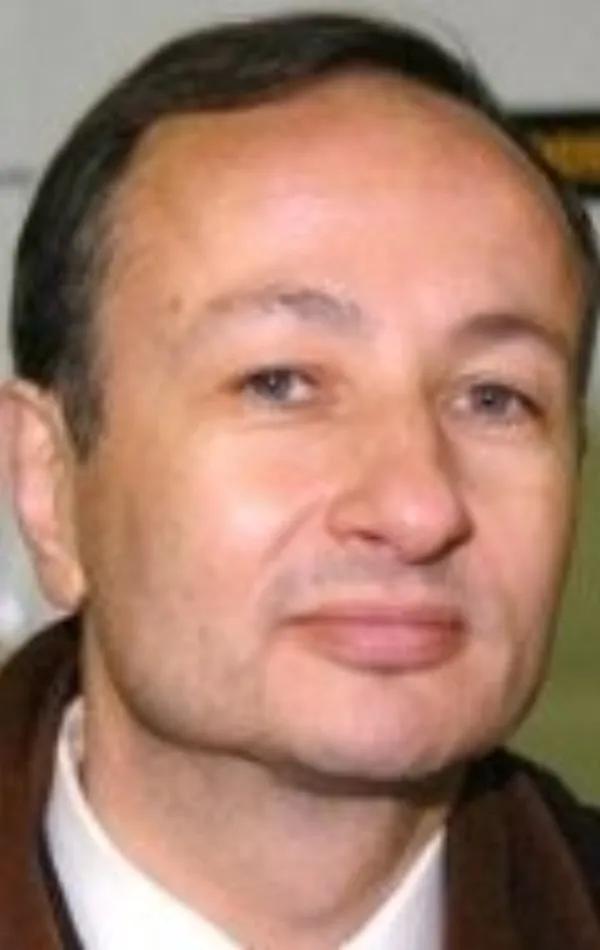 Фентон Бейли