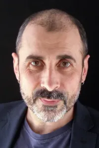 Льюис Вильянуэва