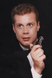 Саймон Броад