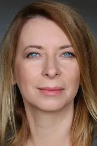 Ева Каим