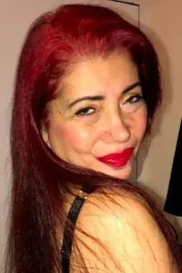 Синтия Томброс
