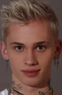 Даня Милохин